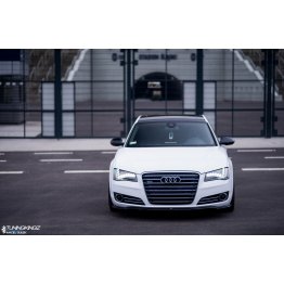 Накладка сплиттер на передний бампер на Audi A8 D4